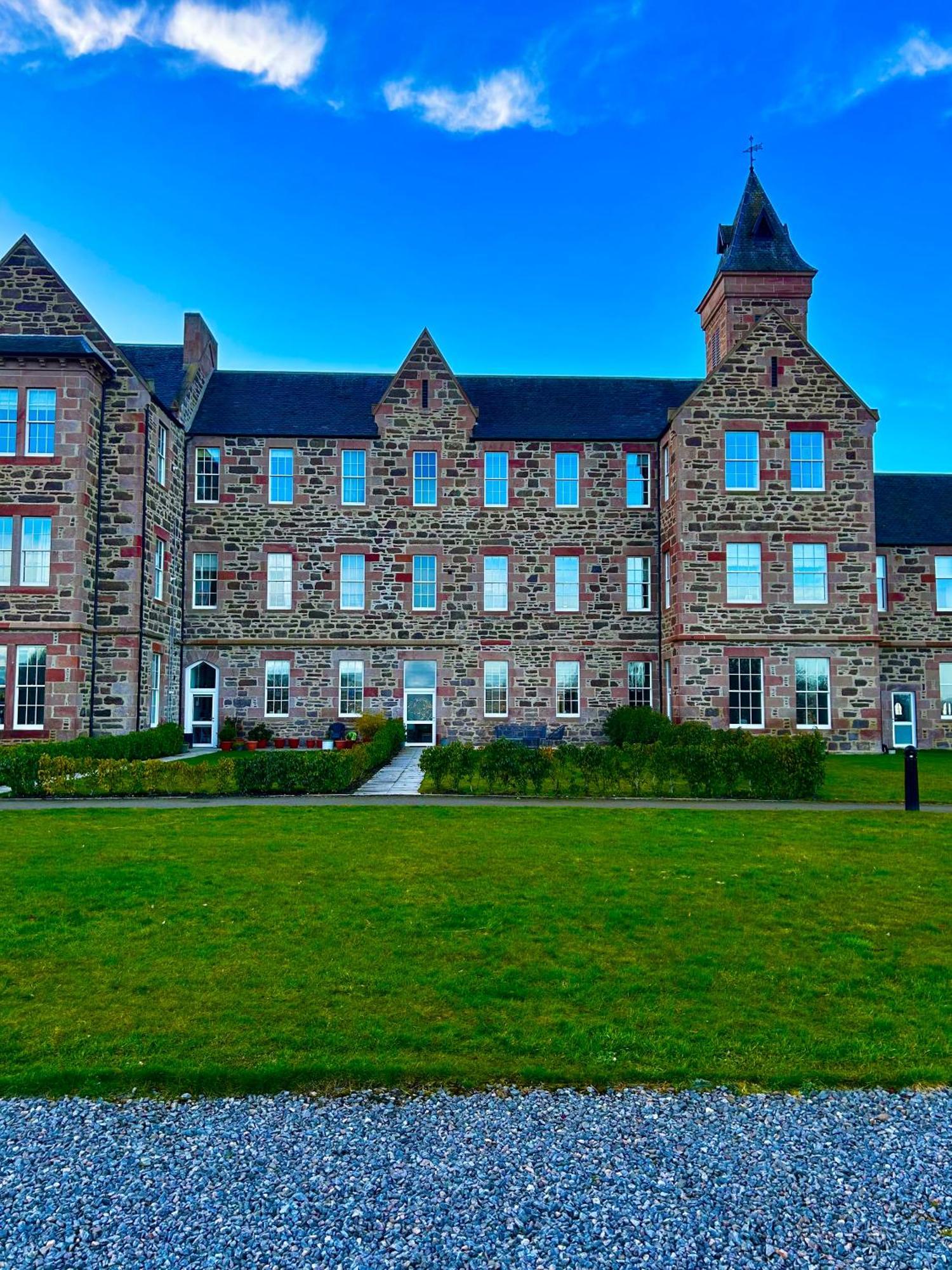 Great Glen Town House, 5 Minute Drive From Town Centre Inverness