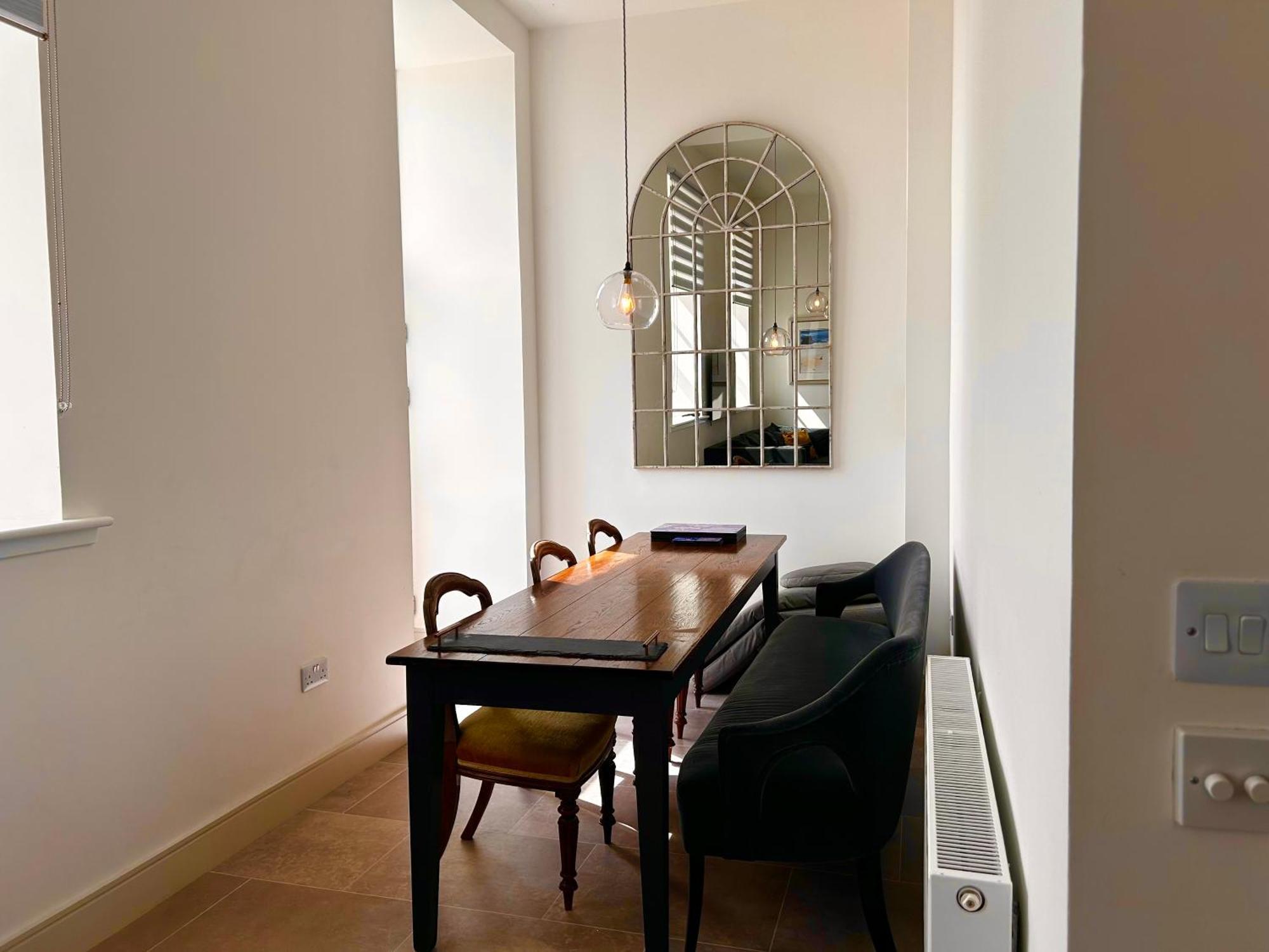 Great Glen Town House, 5 Minute Drive From Town Centre Inverness
