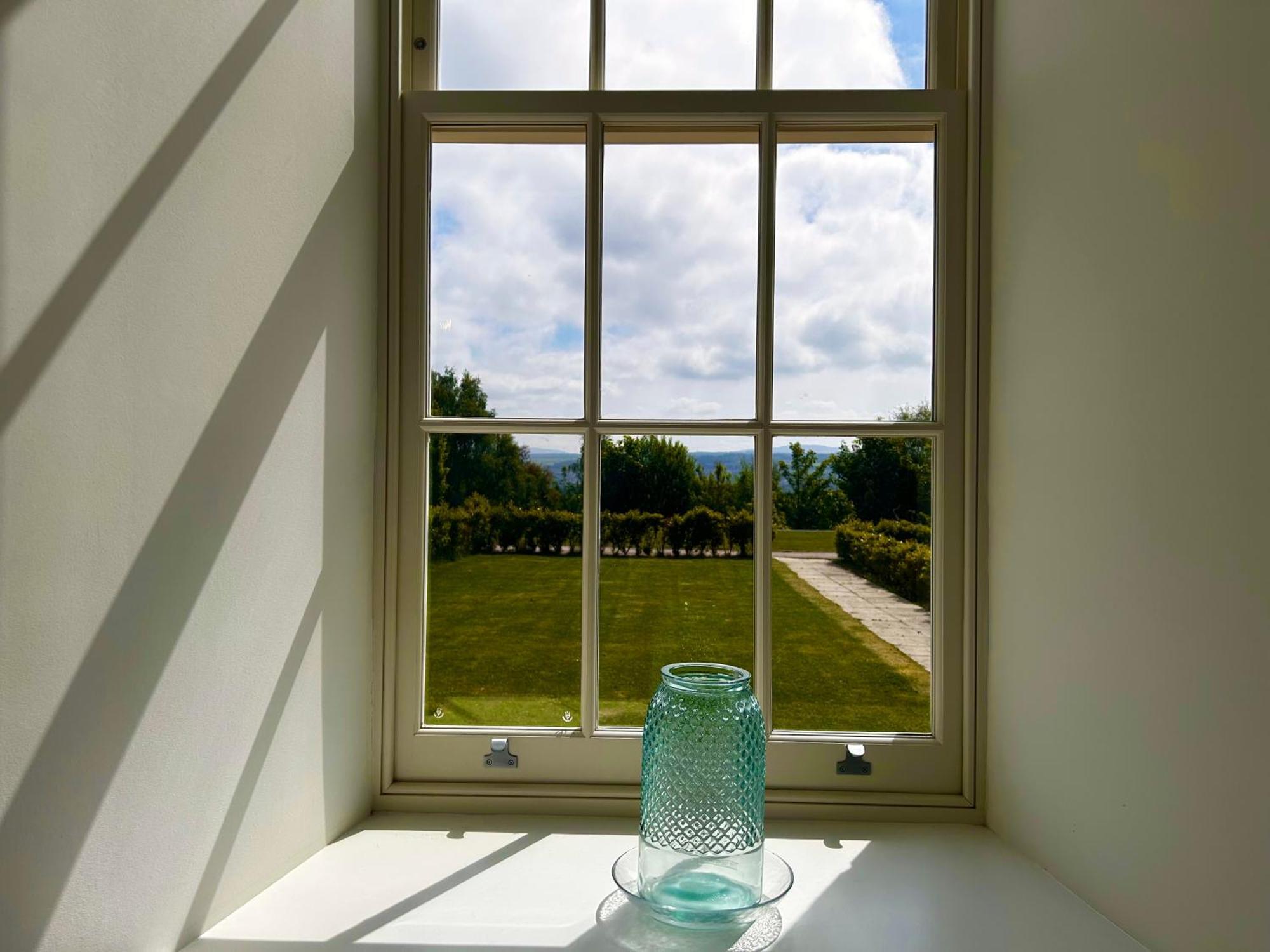 Great Glen Town House, 5 Minute Drive From Town Centre Appartement *